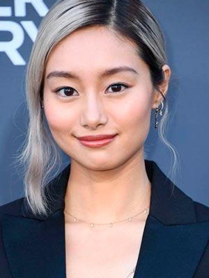 Сиори Куцуна
Shioli Kutsuna